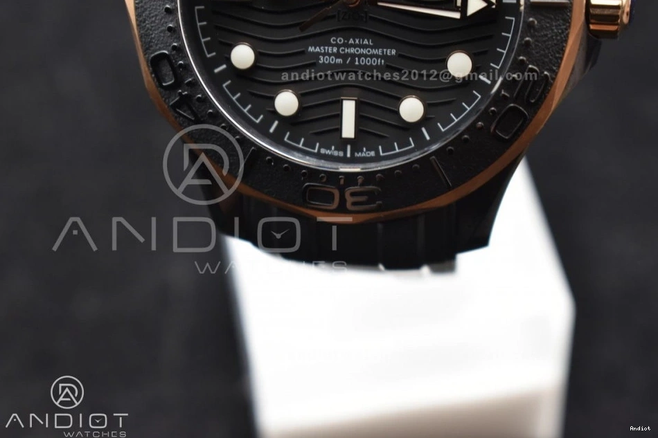 43.5mm 1:1 Black 1070 Strap Best Trendsetting A Black Bezel RG 300m Edition Black VSF Ceramic Rubber Dial on Seamaster 0731